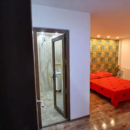 Garsoniera Kiri * Constanţa